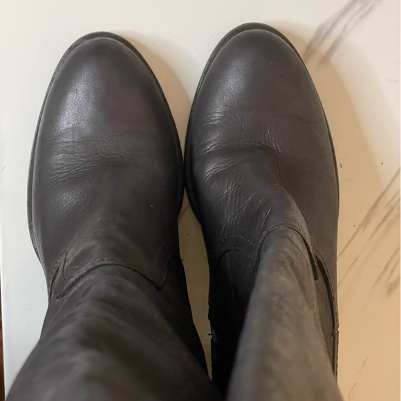 VINCE CAMUTO BOOTS - Picture 7 of 14